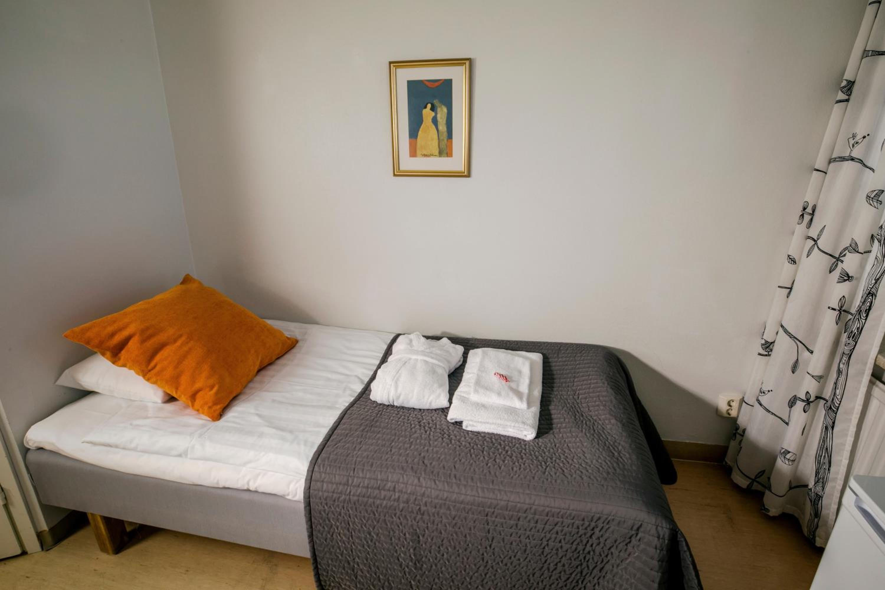 Single Room photo 1
