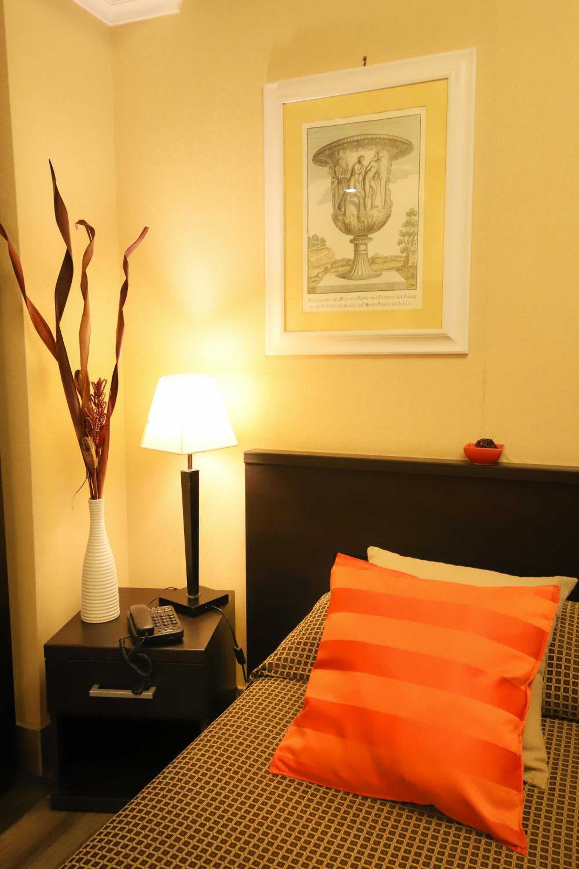 Double or Twin Room with Extra Bed photo 1