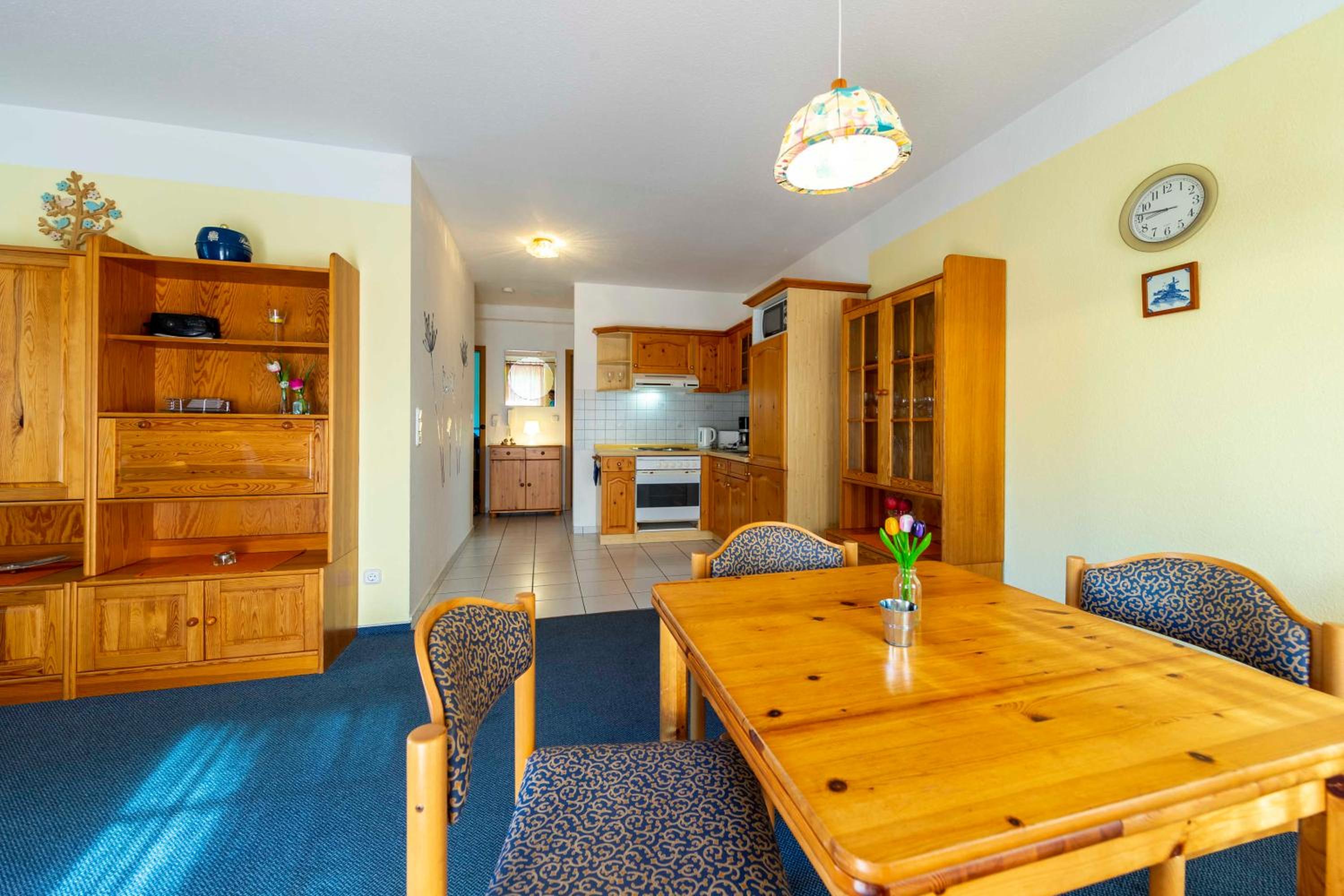 One-Bedroom Apartment with Terrace photo 3
