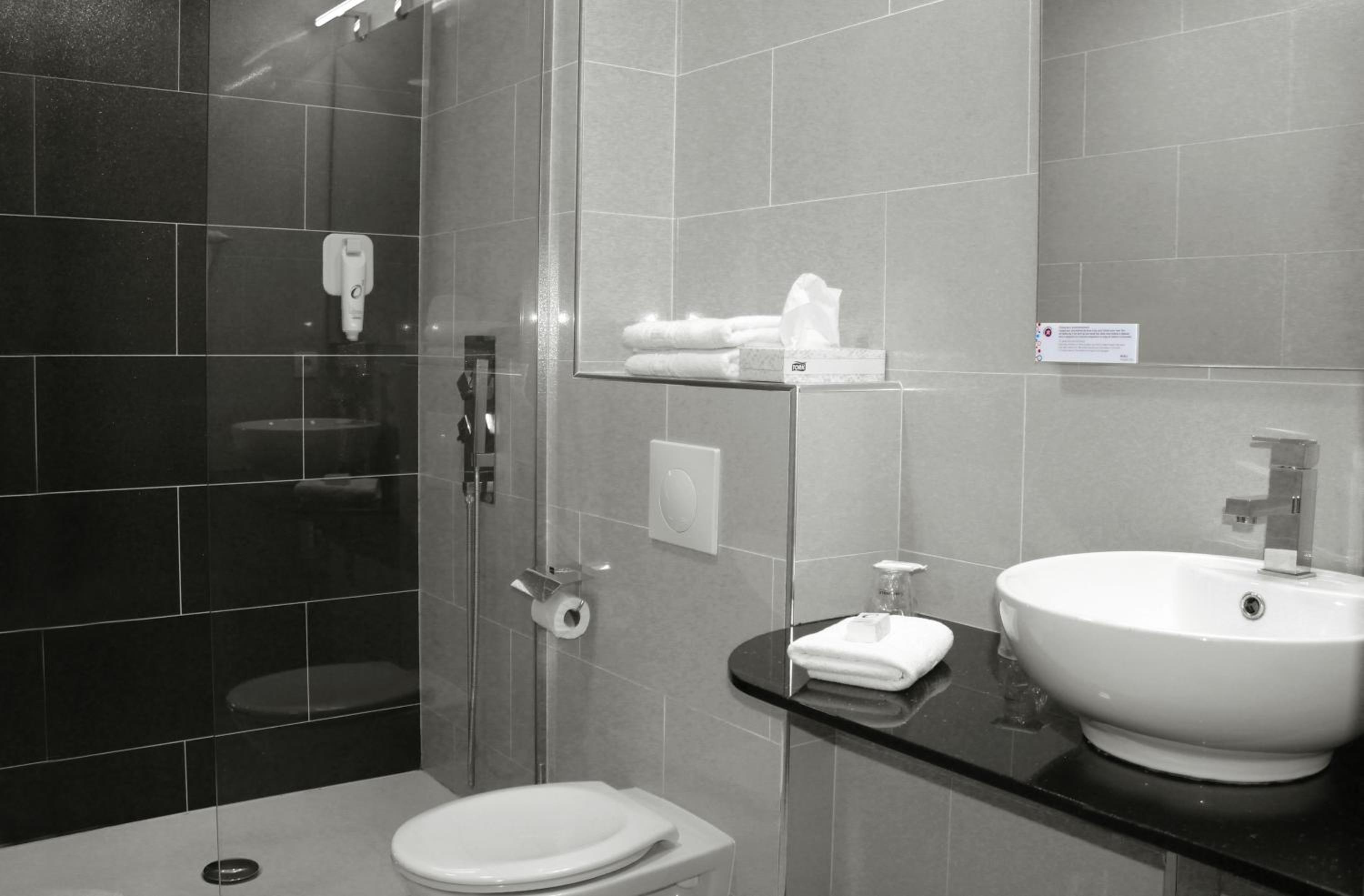 Privilege Double Room with Park View - Photo 2