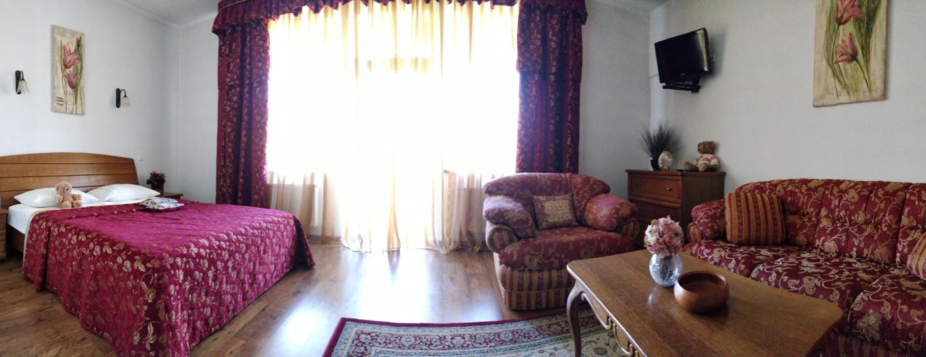 Quadruple Room with Balcony photo 1