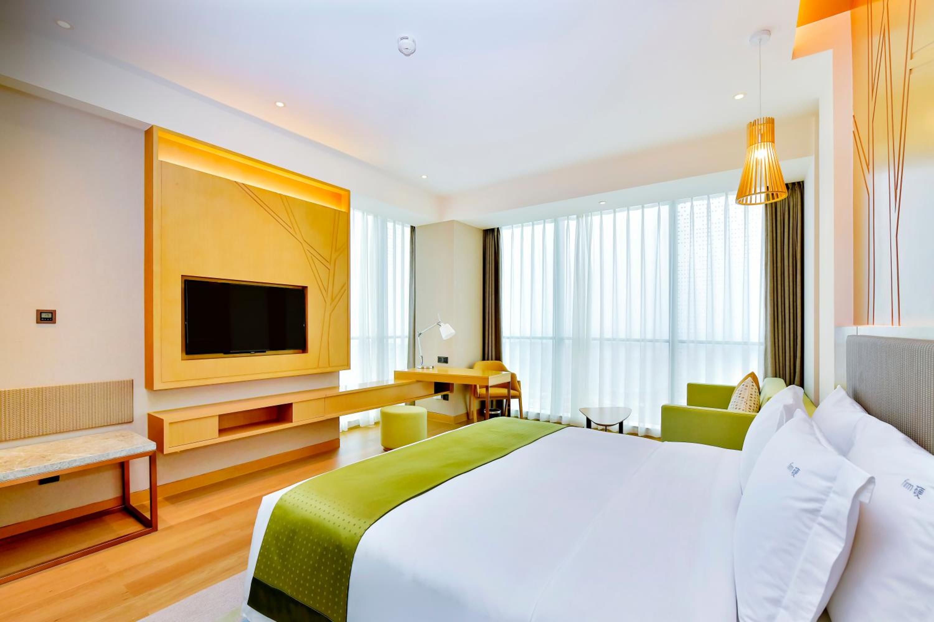 King Room with Mountain View - Photo 1