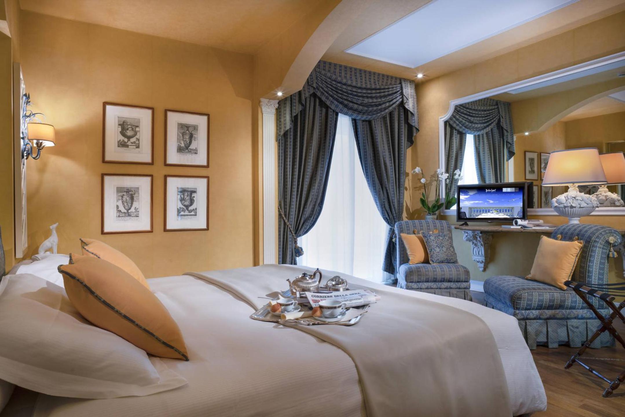 Deluxe Double or Twin Room with Balcony