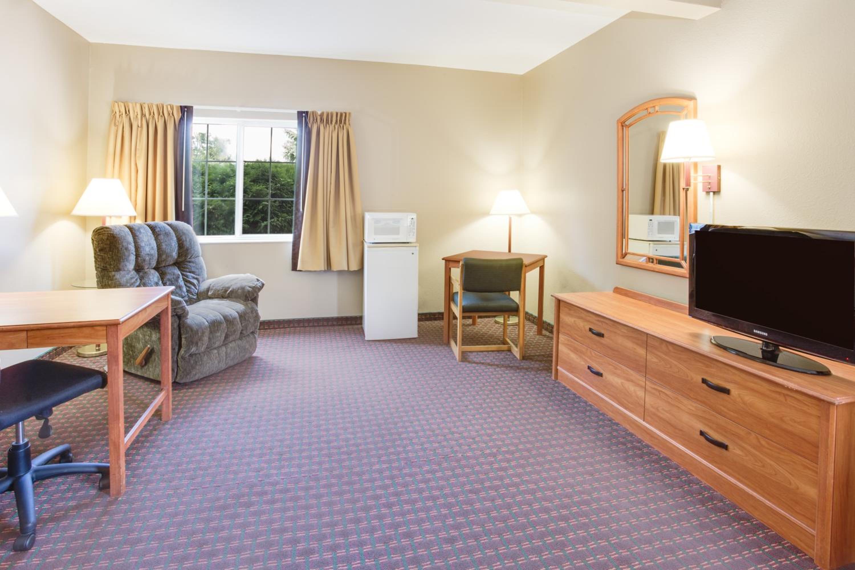 Queen Room - Photo 1