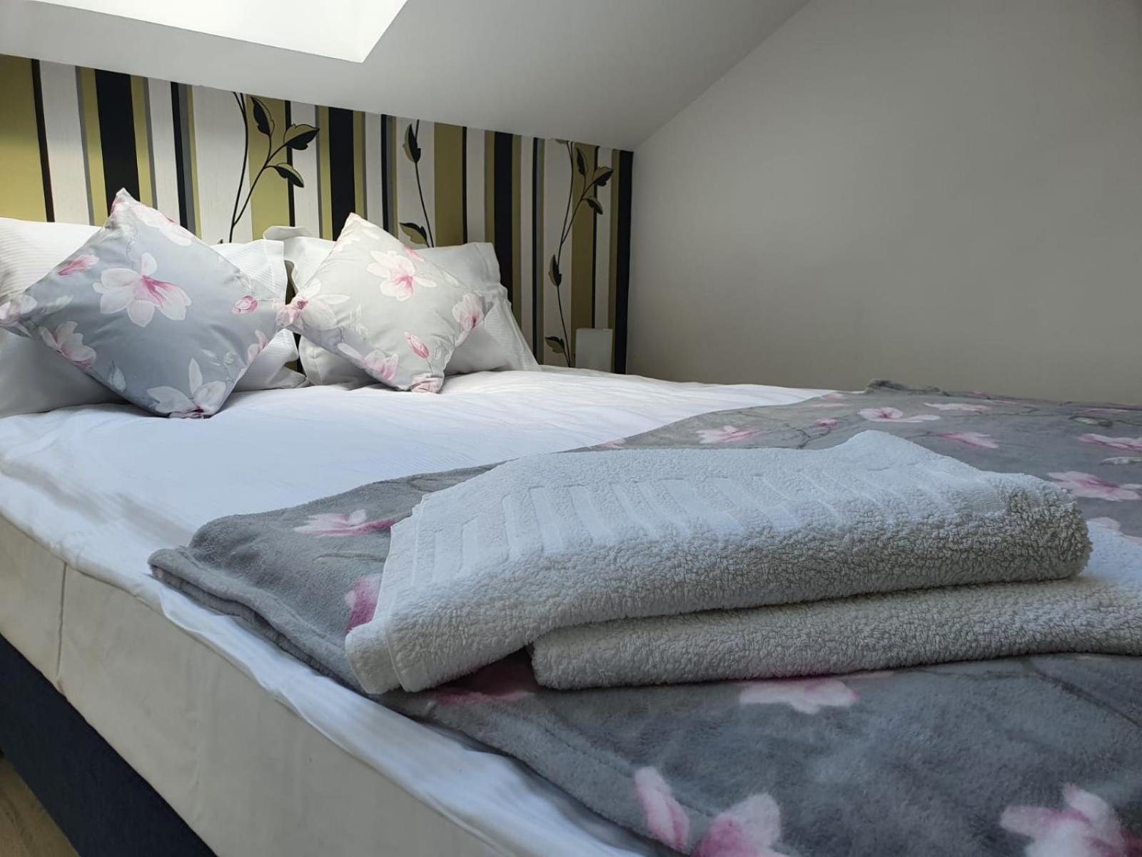 Deluxe Double Room with Bath