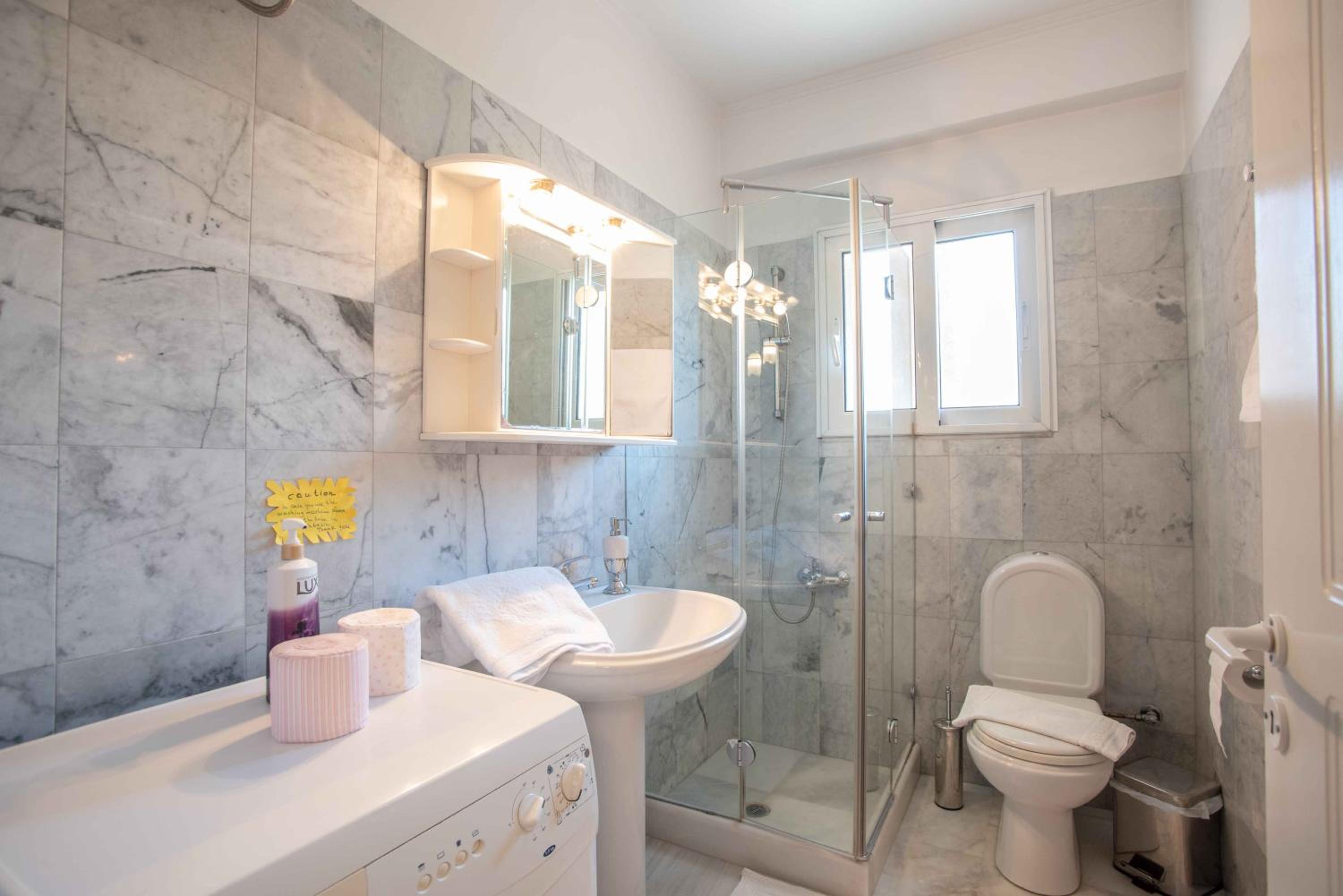 Superior Apartment - Photo 2