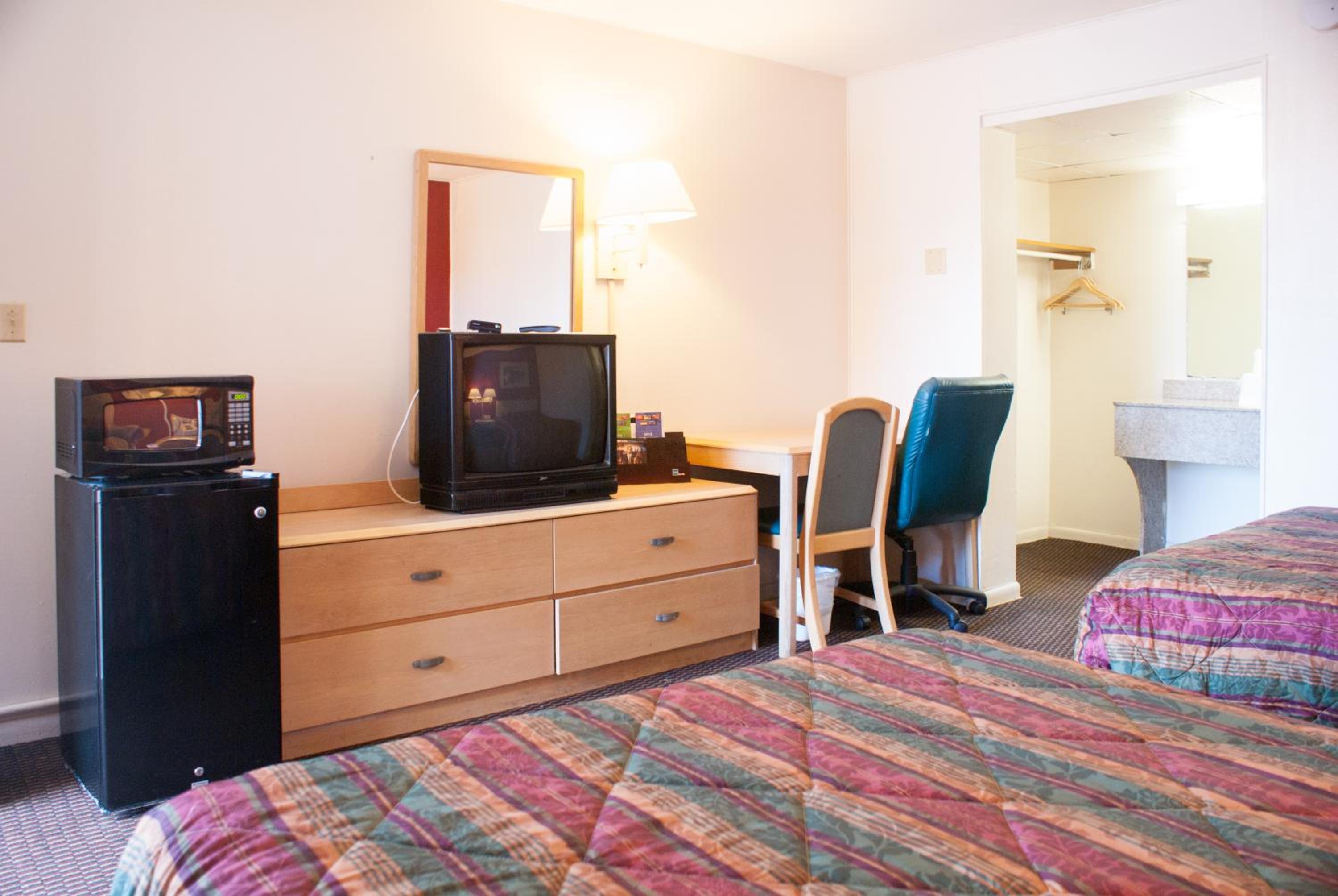 Standard Double Room Smoking - Photo 2