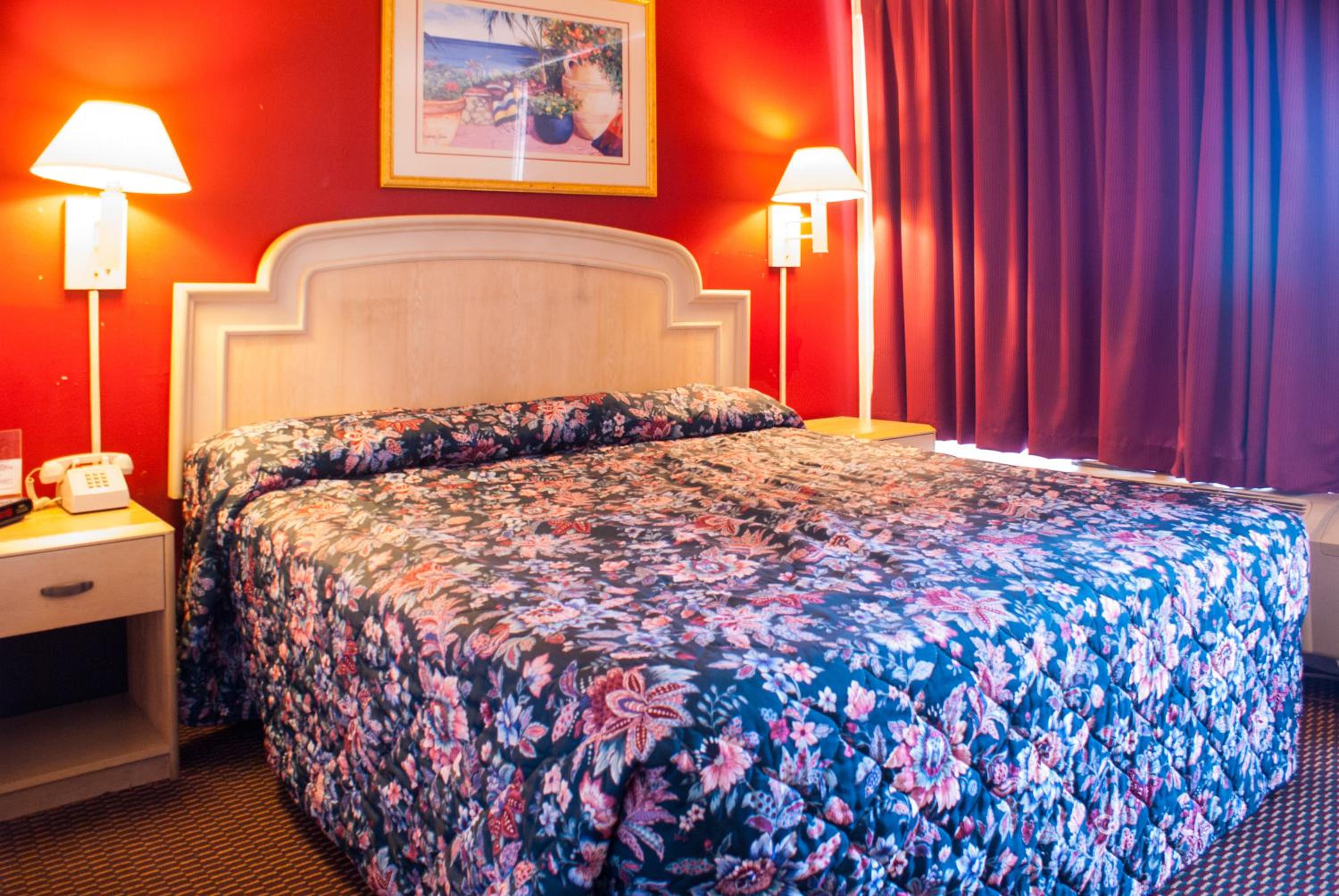 Standard King Room Non-Smoking - Photo 1