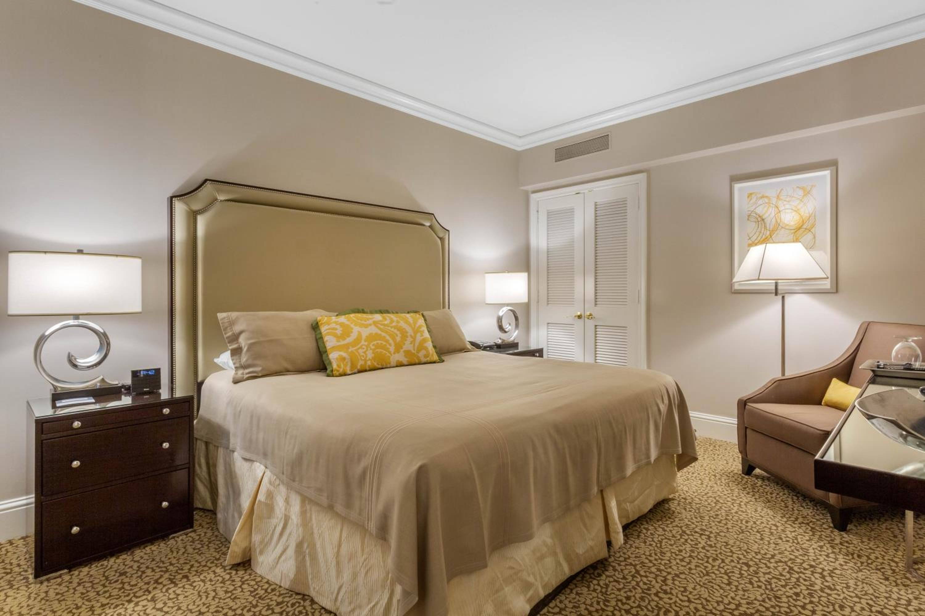 Executive King Room