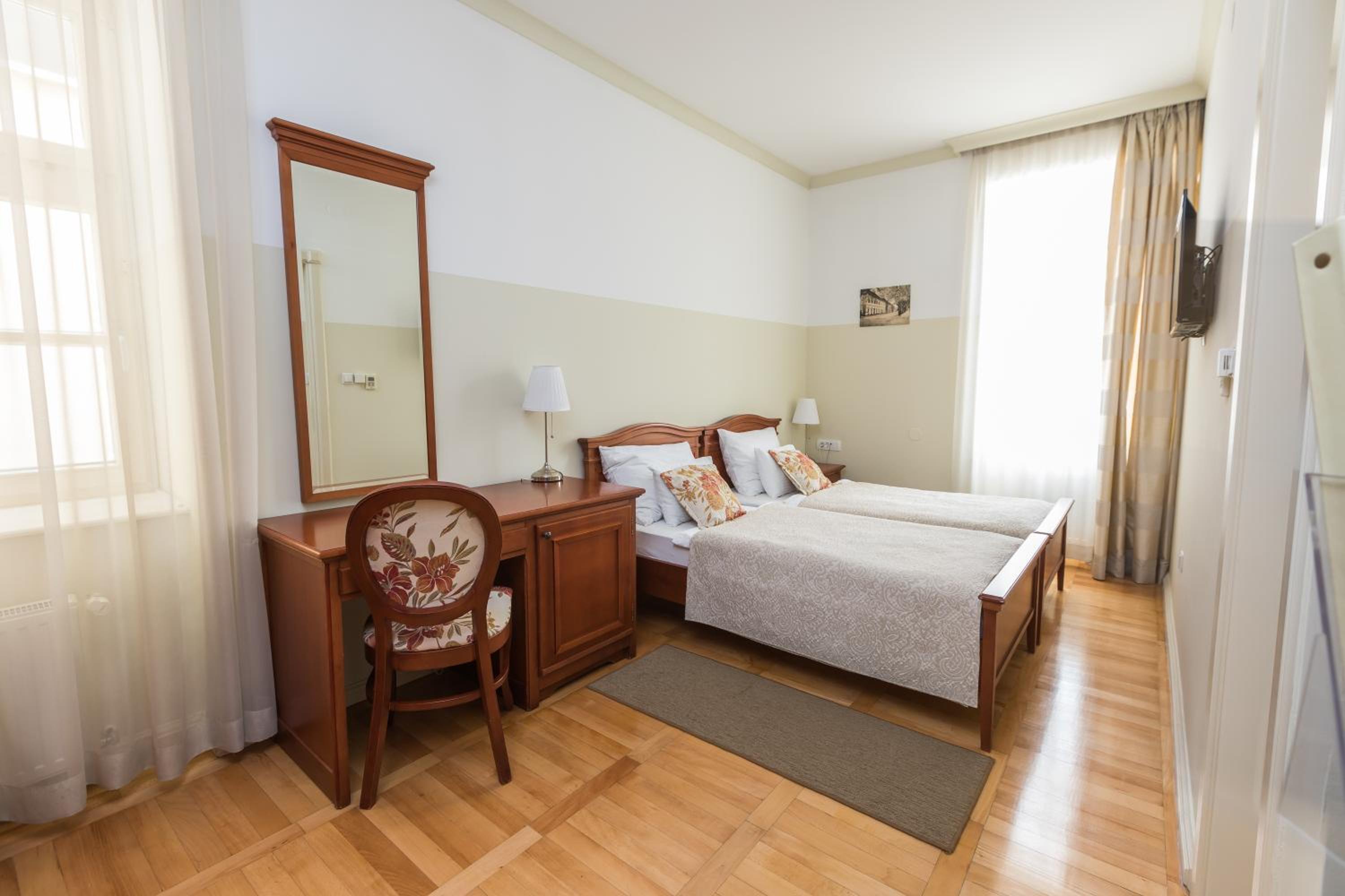 Comfort Double Room - Photo 1