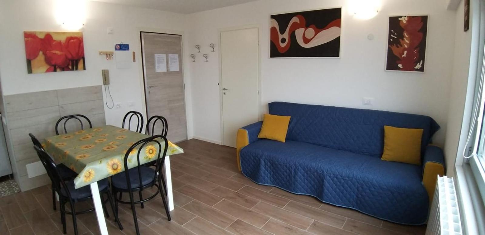 Three-Bedroom Apartment photo 1