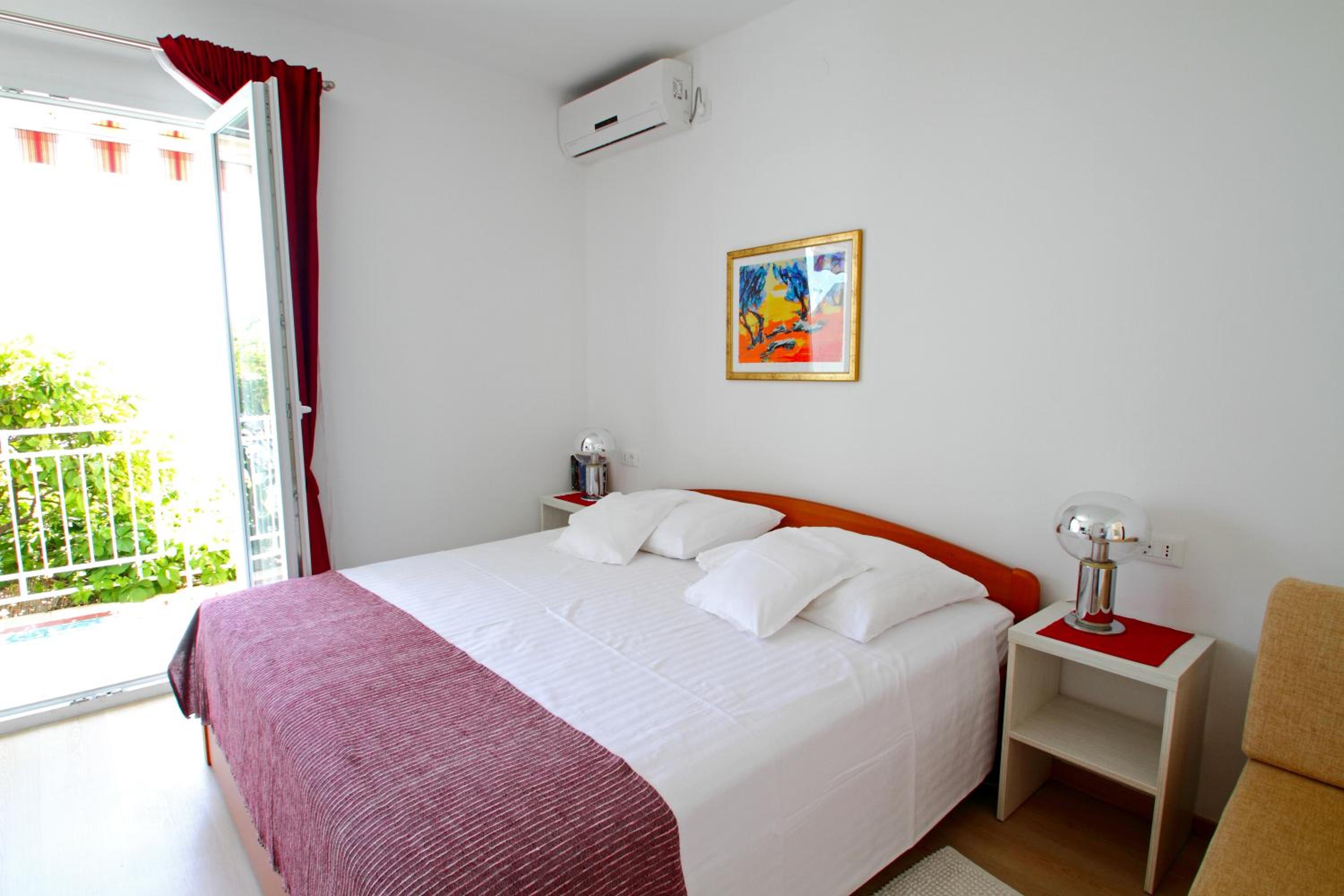 Standard Studio with Balcony and Sea View