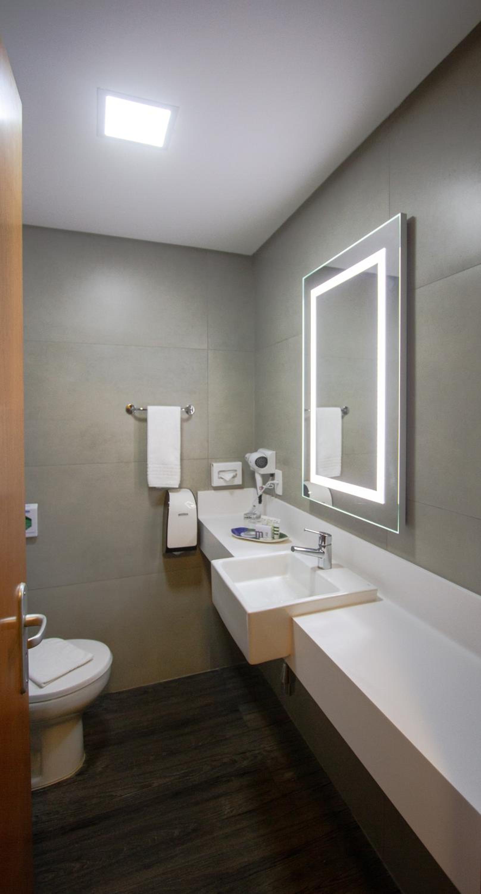 Executive Apartment - Photo 2