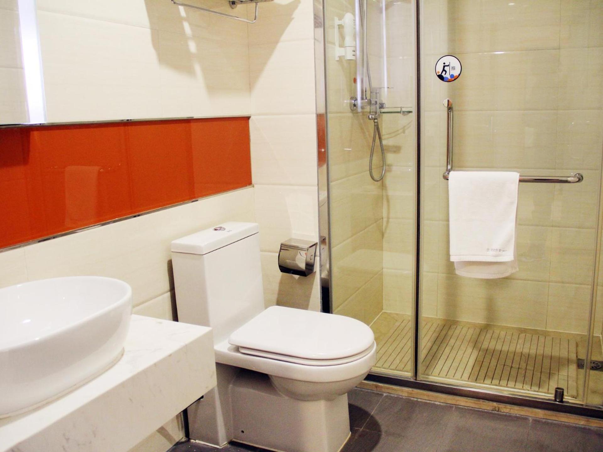 Superior Suite - Photo 3