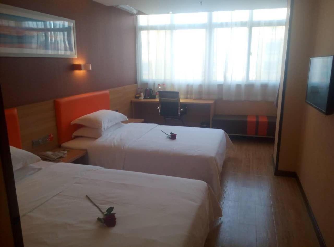 Premium Deluxe Twin Room photo 1