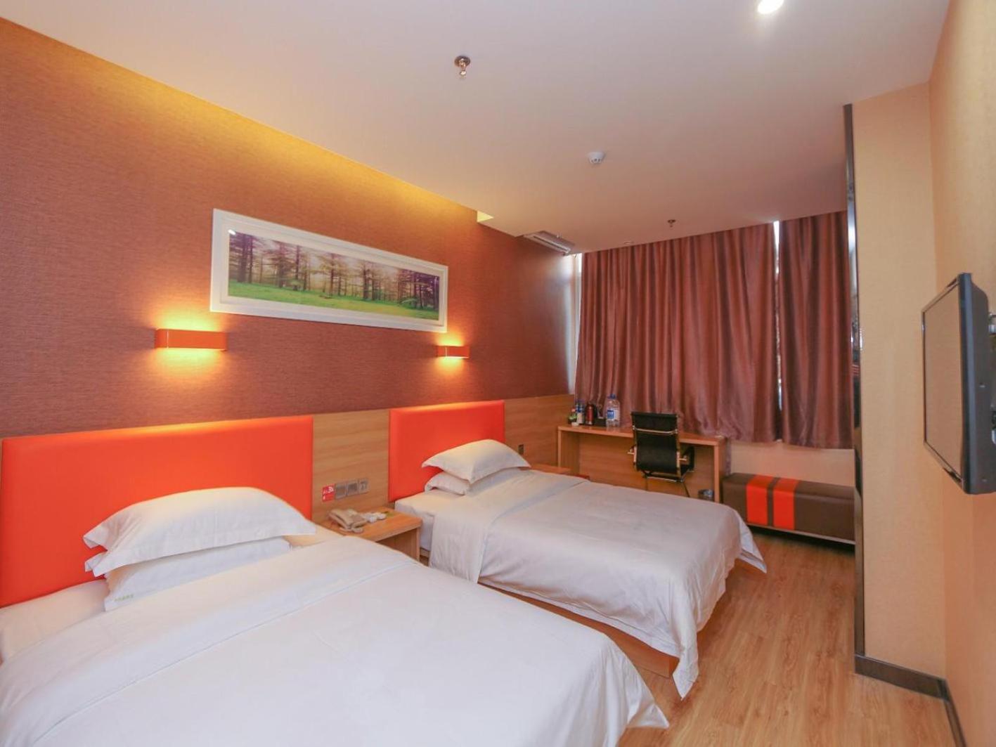 Premium Deluxe Twin Room photo 3