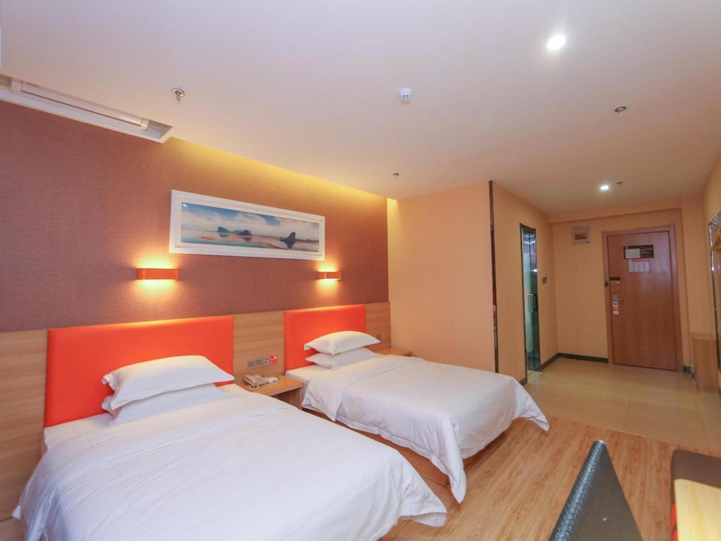 Superior Twin Room photo 2