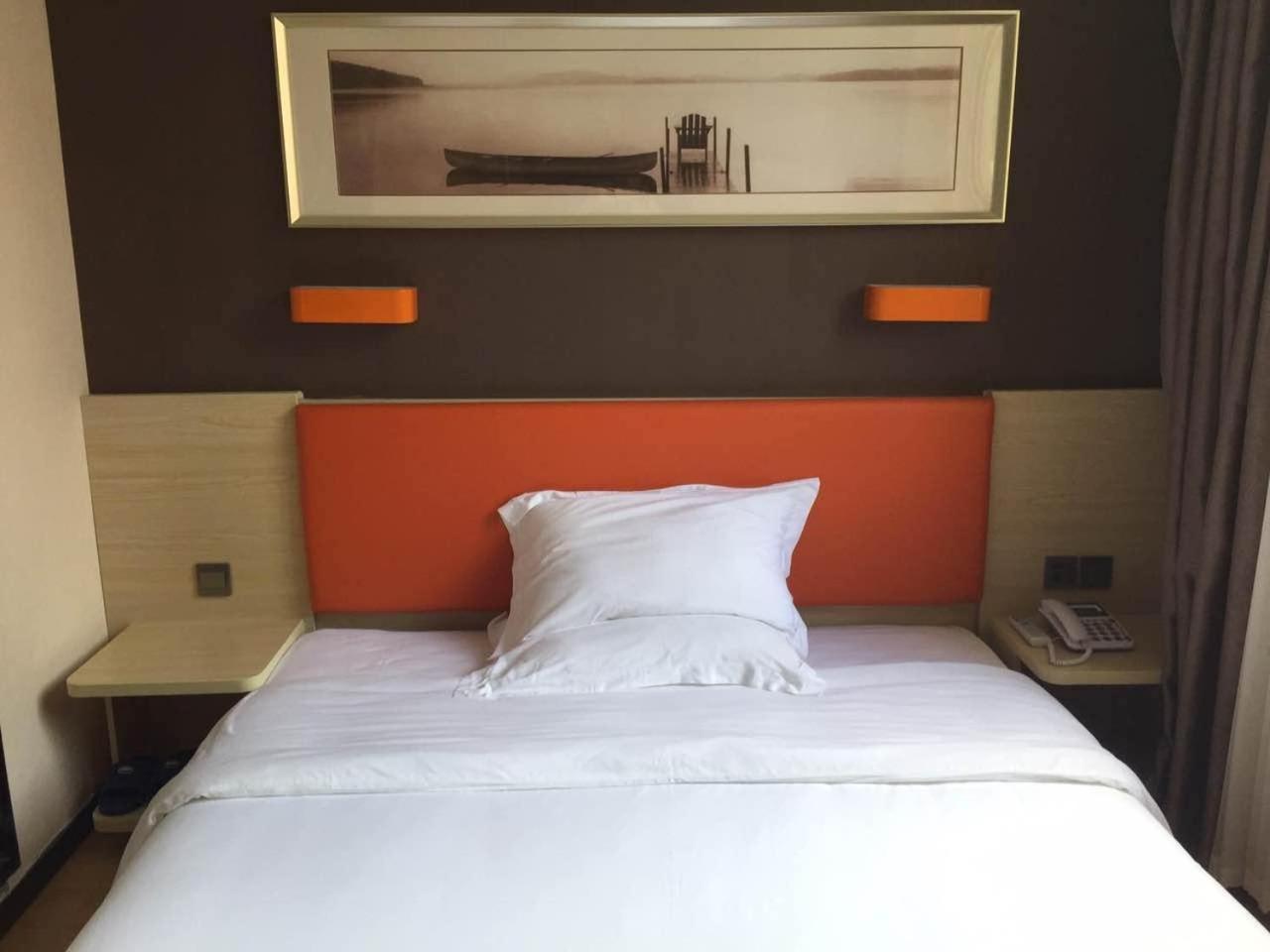 Cozy Double Room with Breakfast photo 2