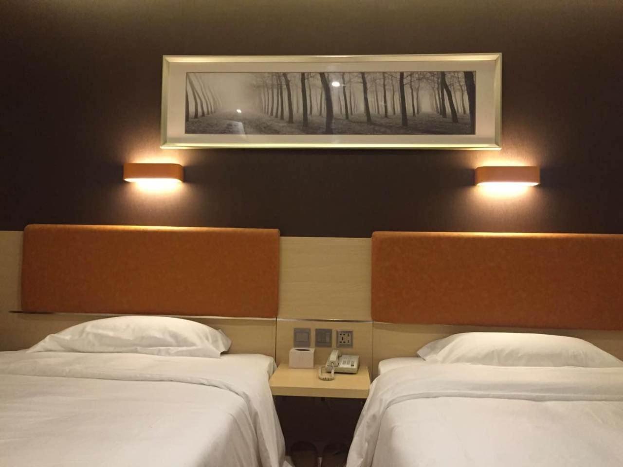 Superior Twin Room photo 2