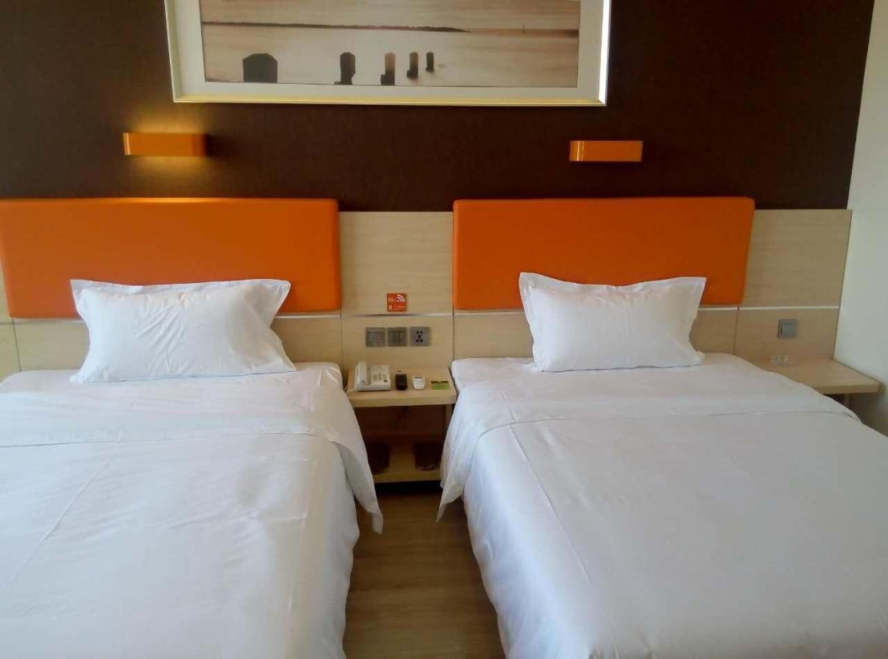Premium Deluxe Twin Room