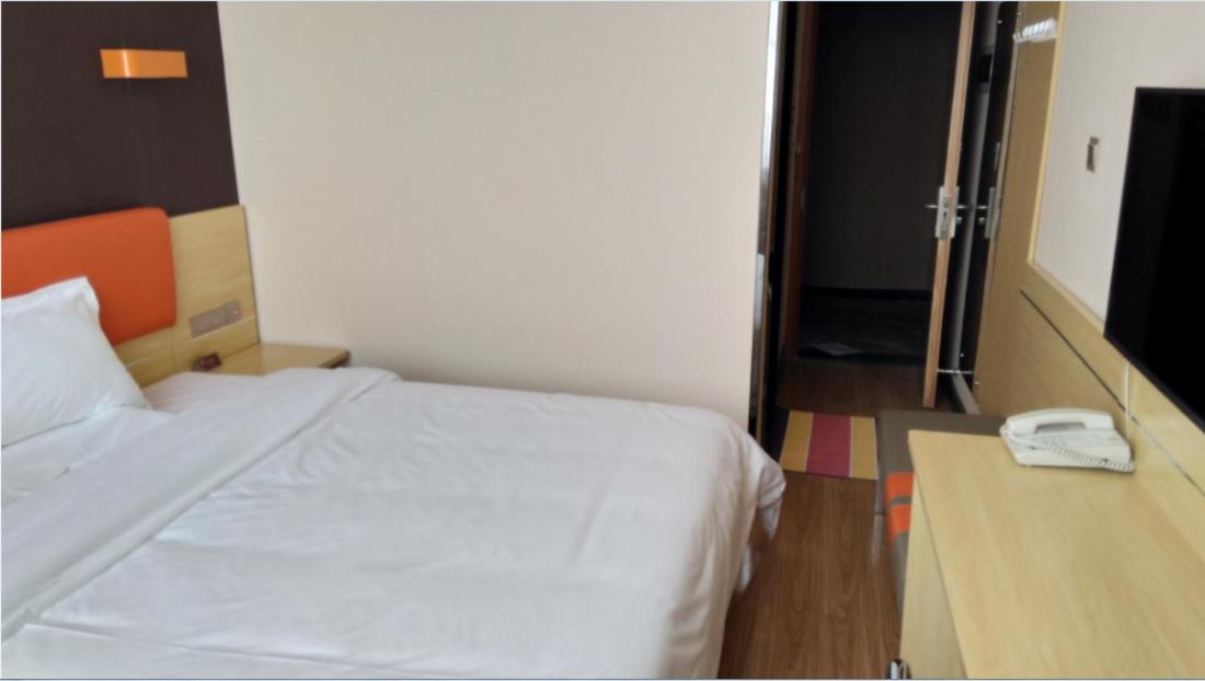 Premium Queen Room photo 1