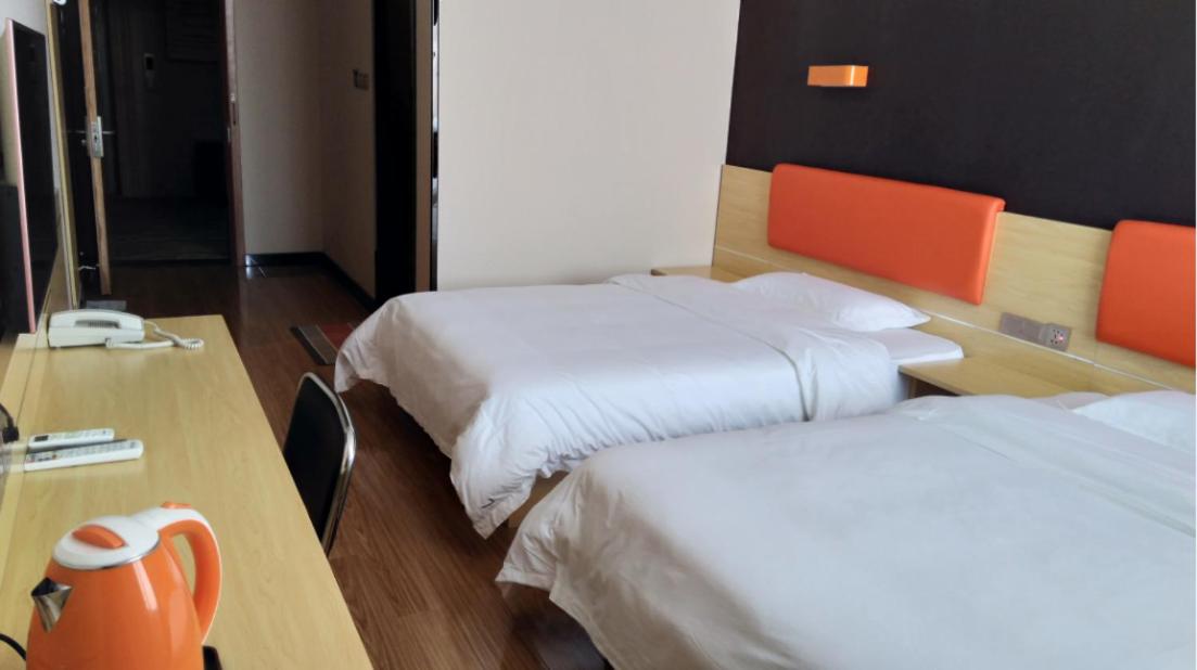 Premium Deluxe Twin Room photo 1