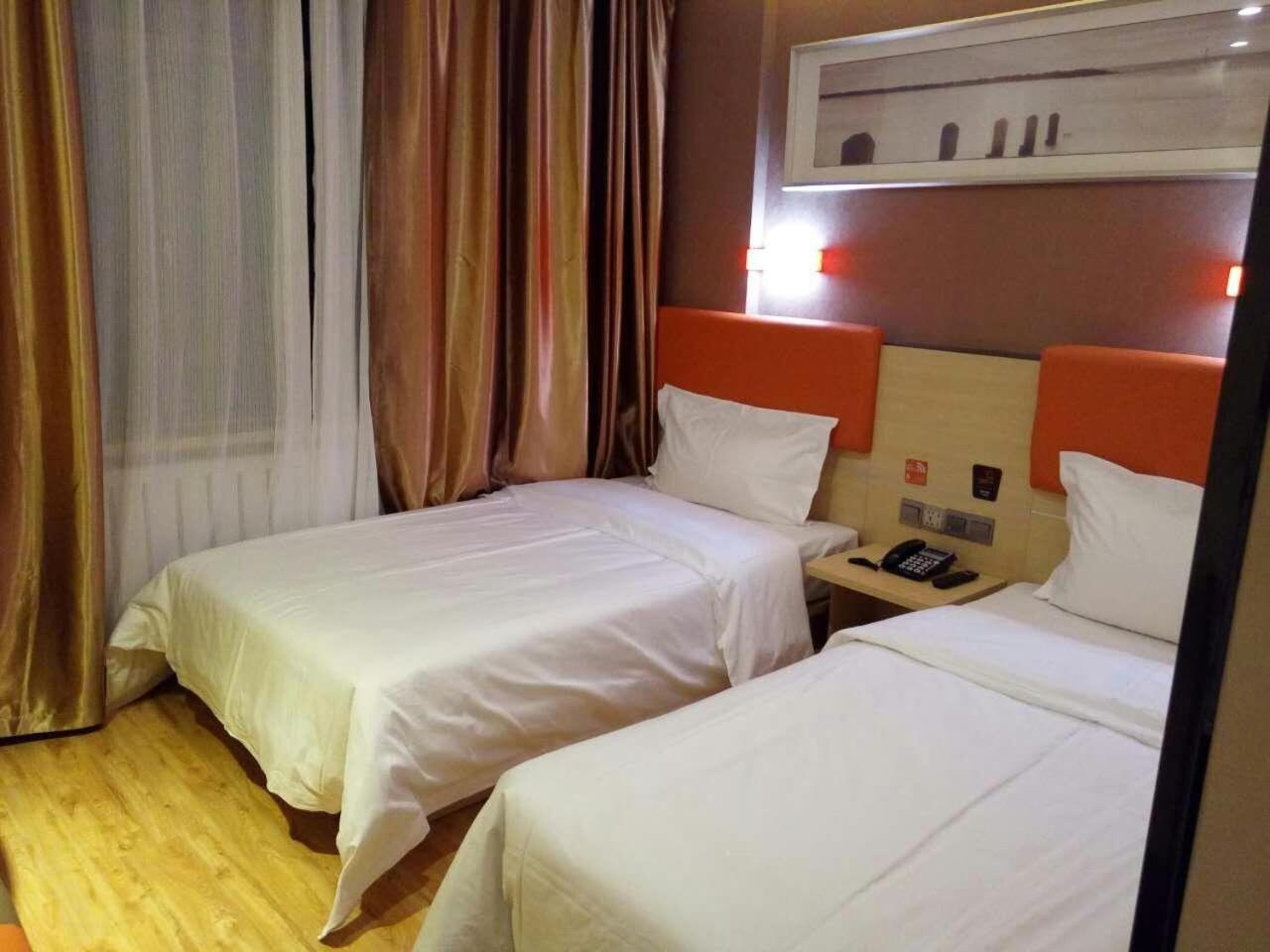 Premium Deluxe Twin Room