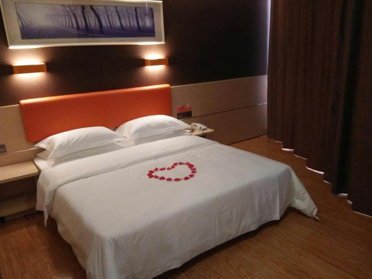 Superior Queen Room - Photo 1