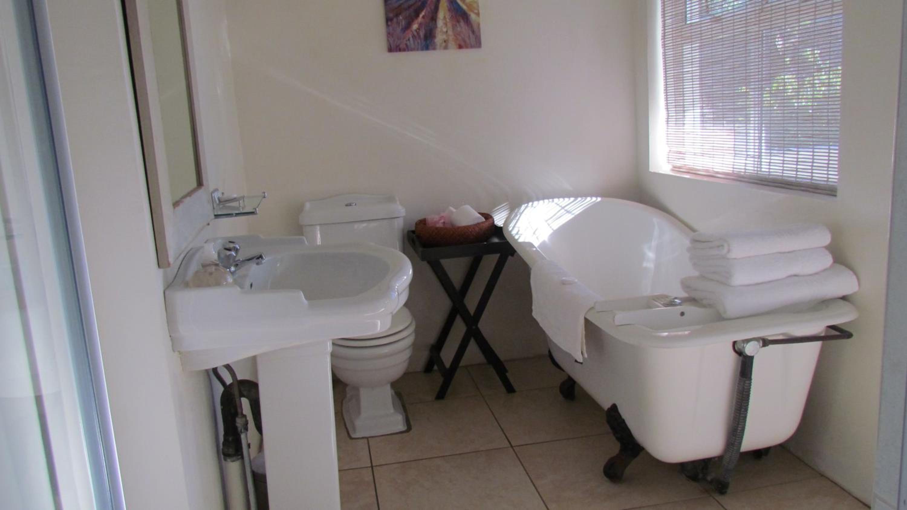 Standard Triple Room - Photo 13