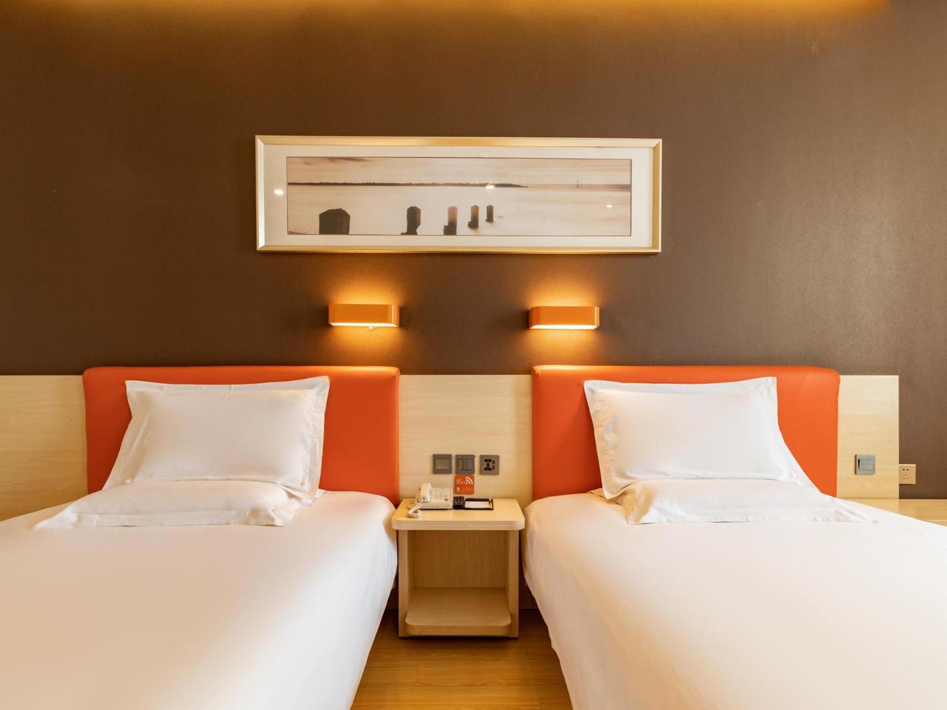 Premium Twin Room