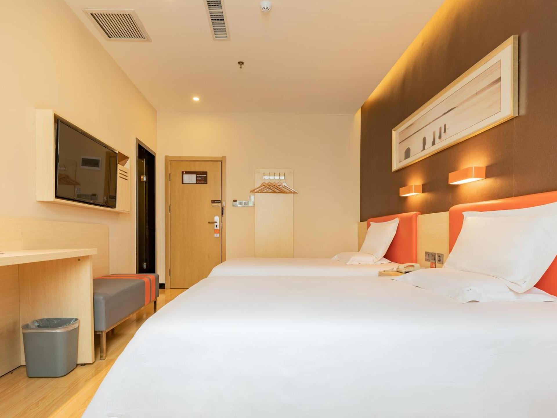 Premium Twin Room