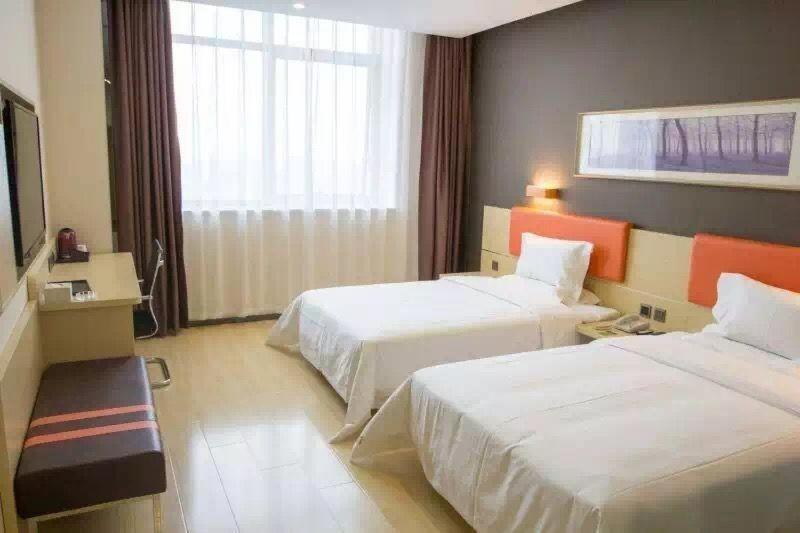 Premium Deluxe Twin Room