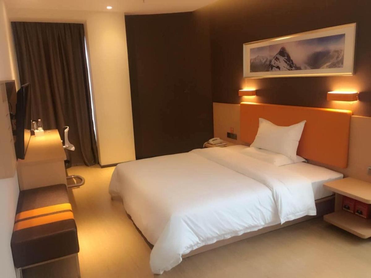 Select Room photo 1