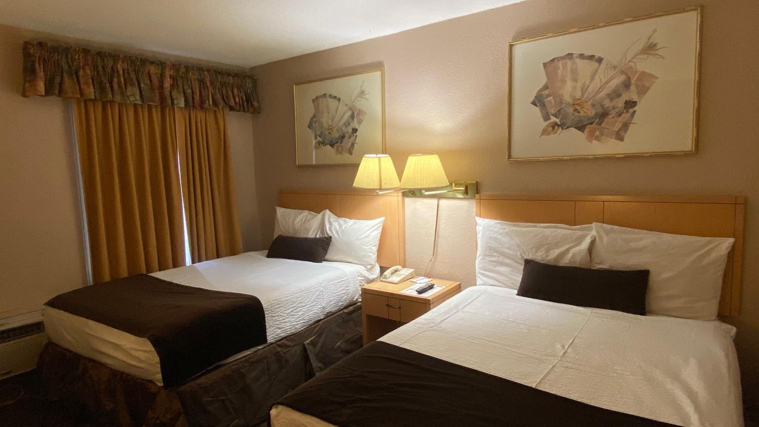 Double Room with Two Double Beds - Non-Smoking - Photo 17