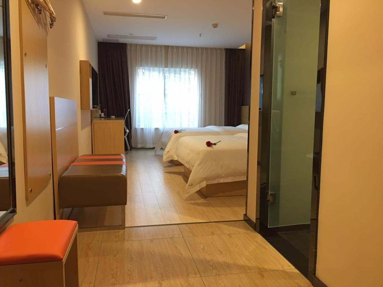 Superior Twin Room photo 2