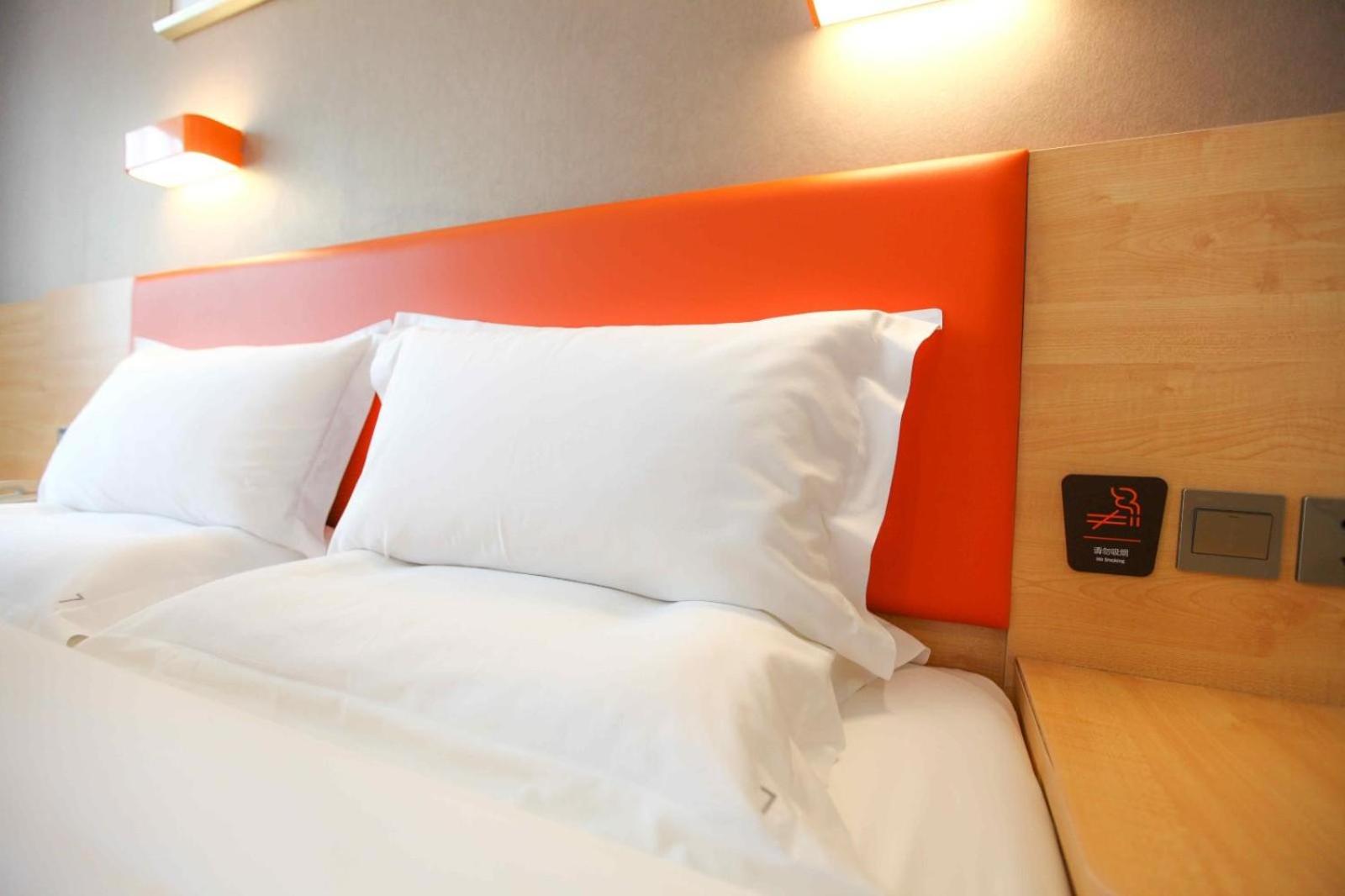 Superior Queen Room photo 1