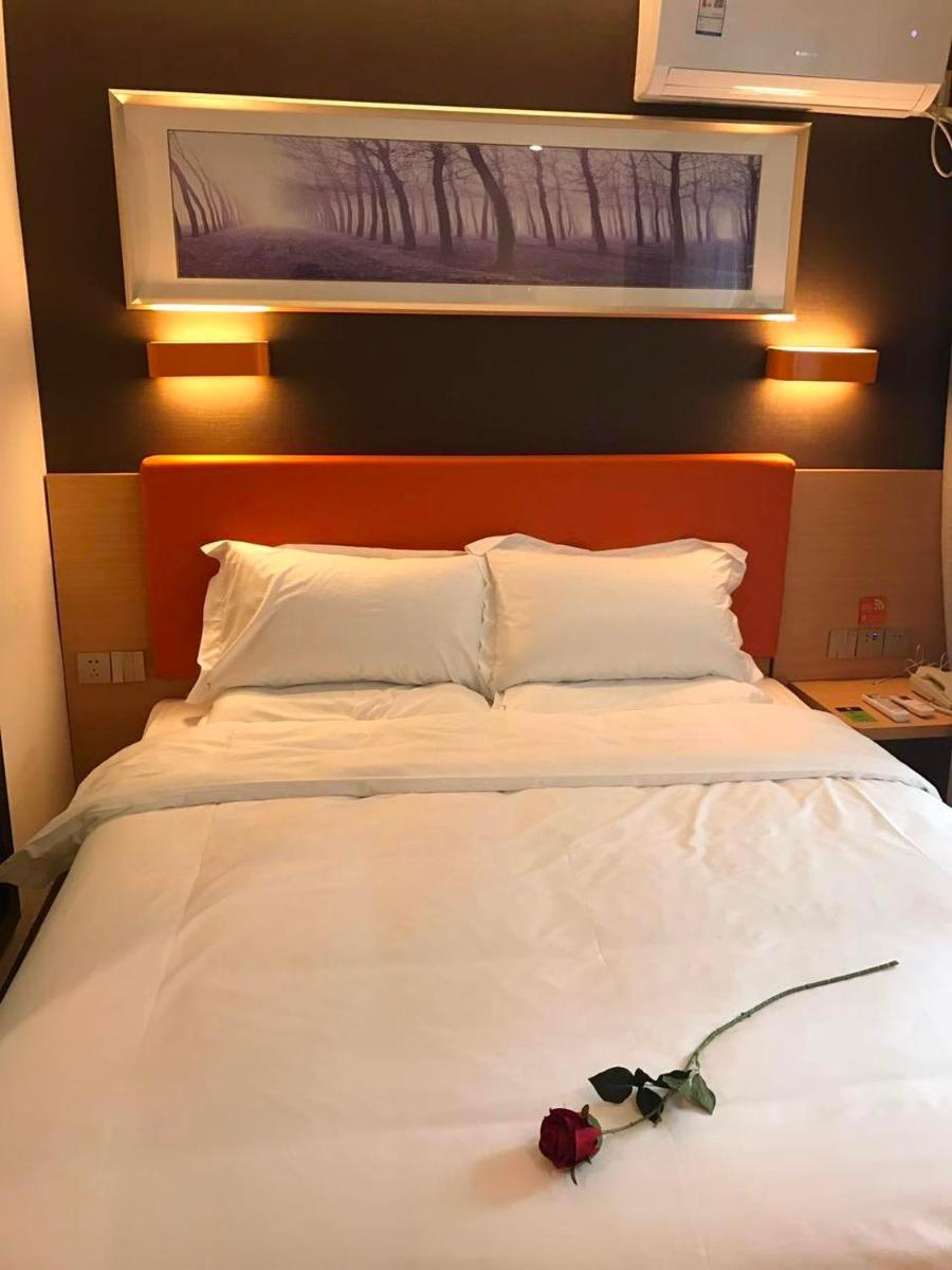 Select Room photo 1