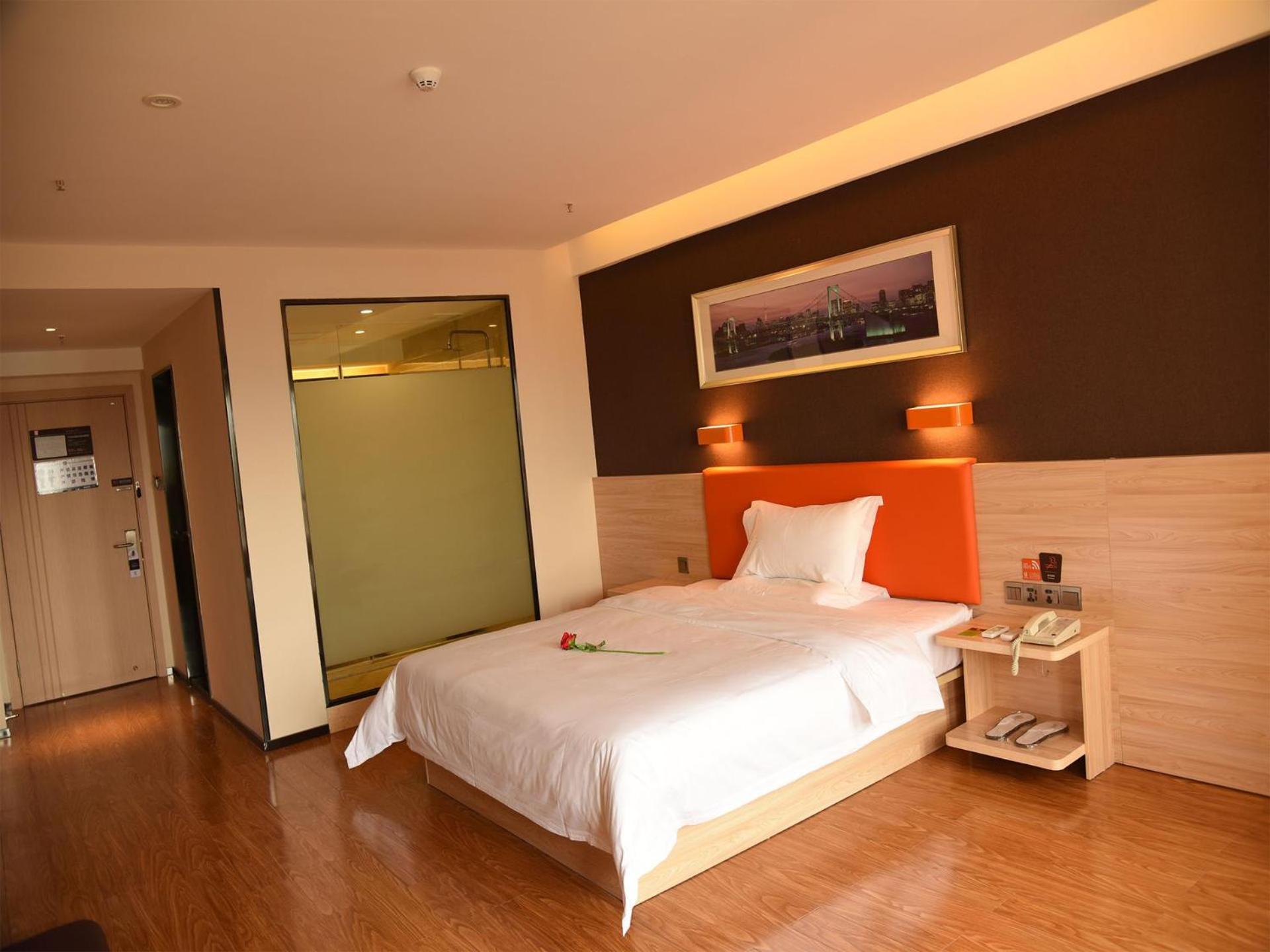 Superior Queen Room