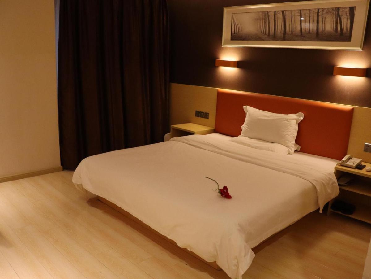 Select Room photo 1