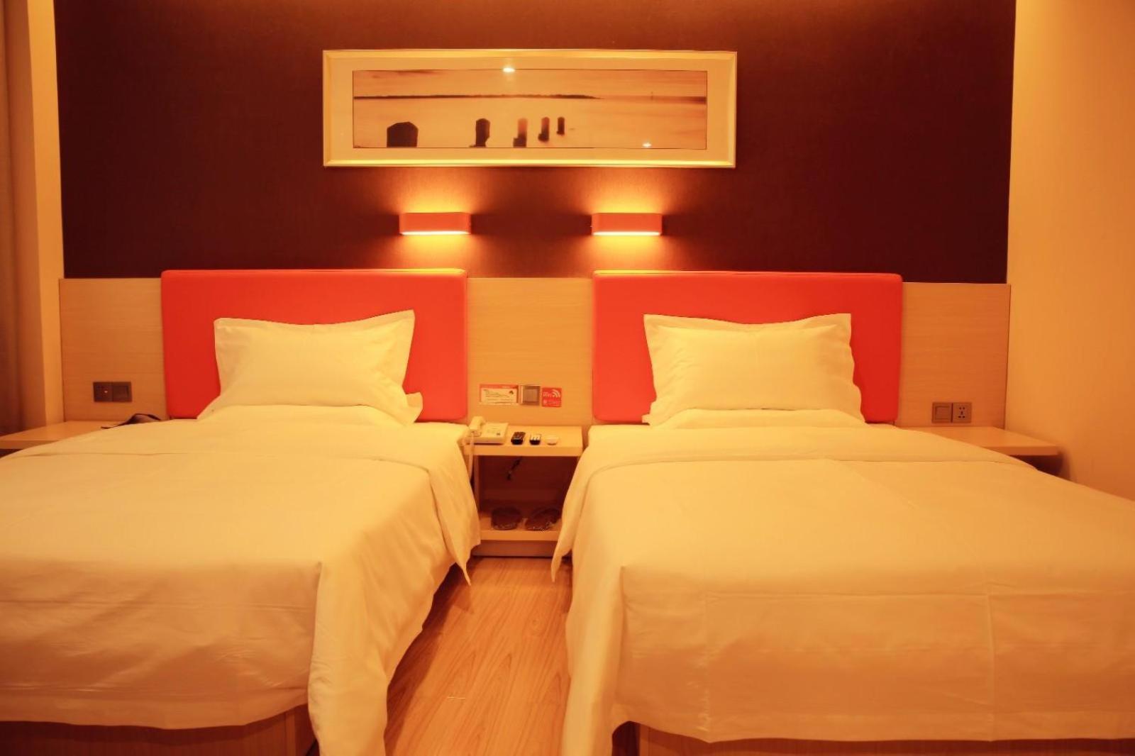 Premium Deluxe Twin Room photo 1