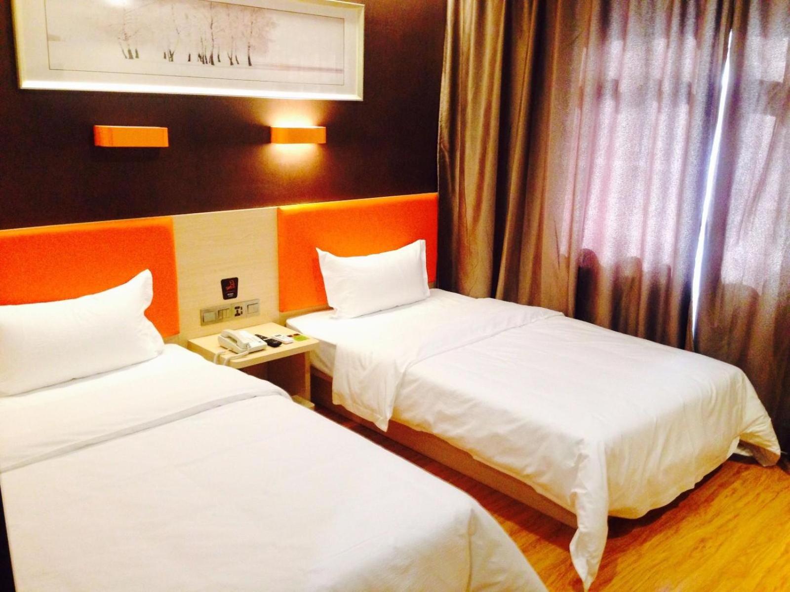 Premium Deluxe Twin Room