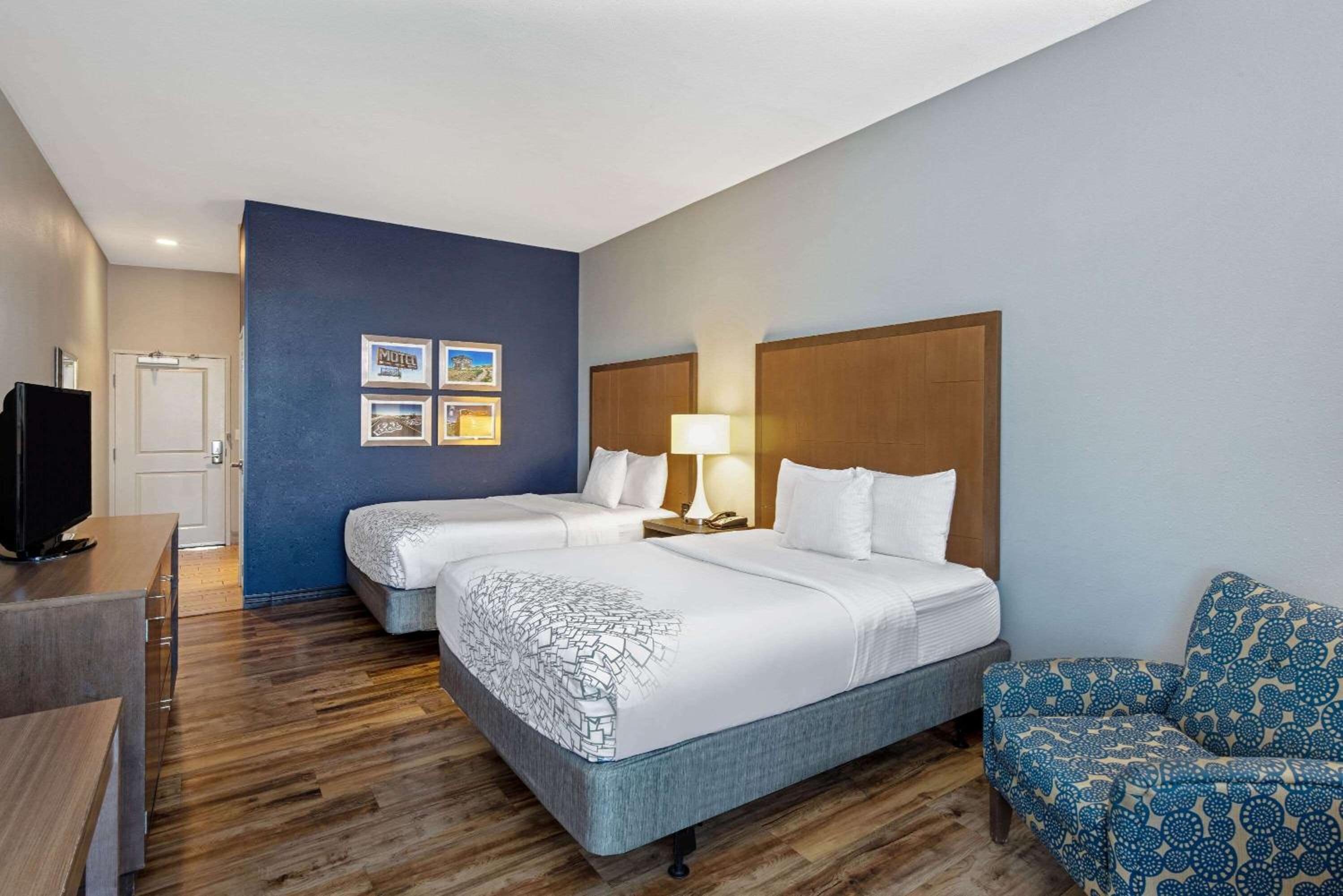 Queen Room with Two Queen Beds - Disability Access