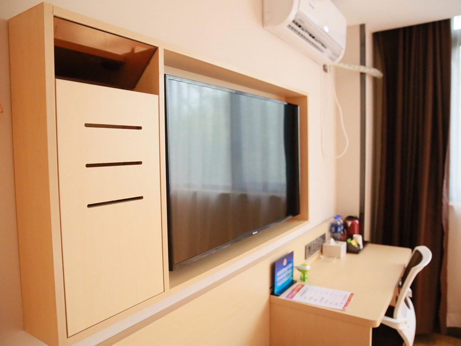  Double Room - Photo 1