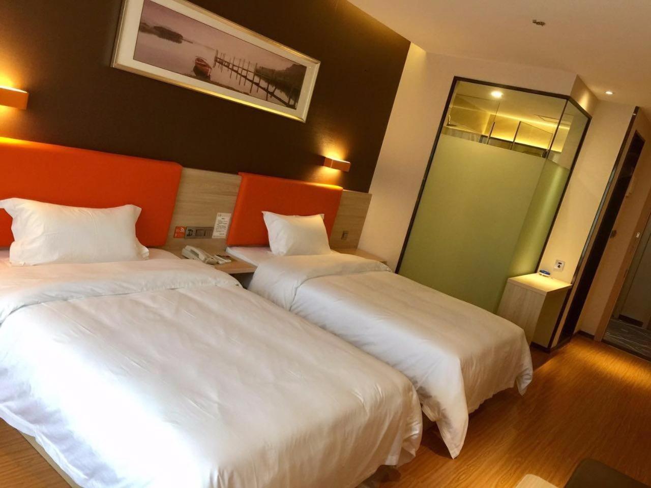 Superior Twin Bed Room