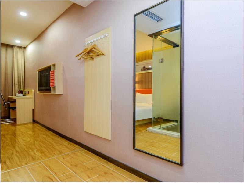 Select Room photo 1