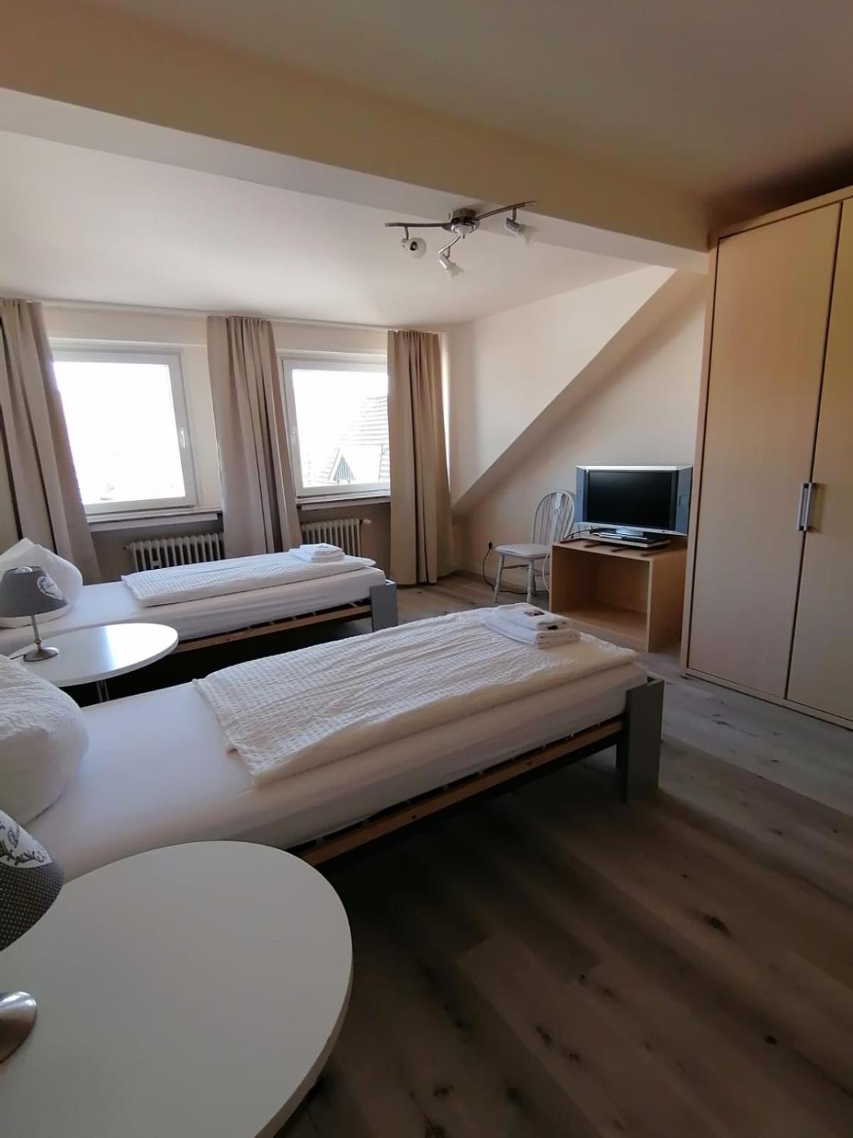 Double Room - Photo 3