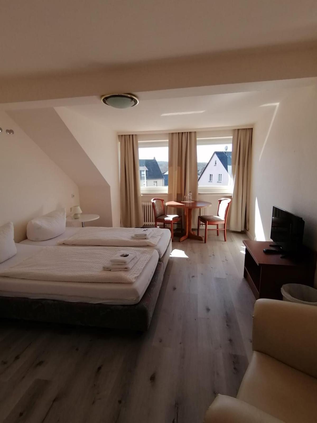 Double Room - Photo 4