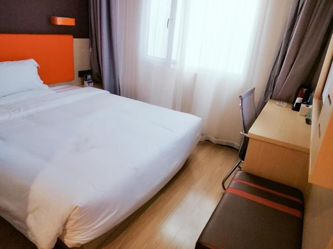 Superior King Room photo 2