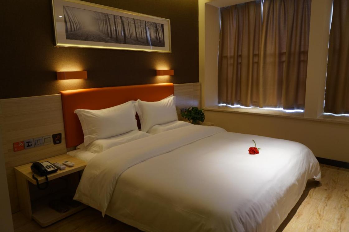 Select Room photo 1