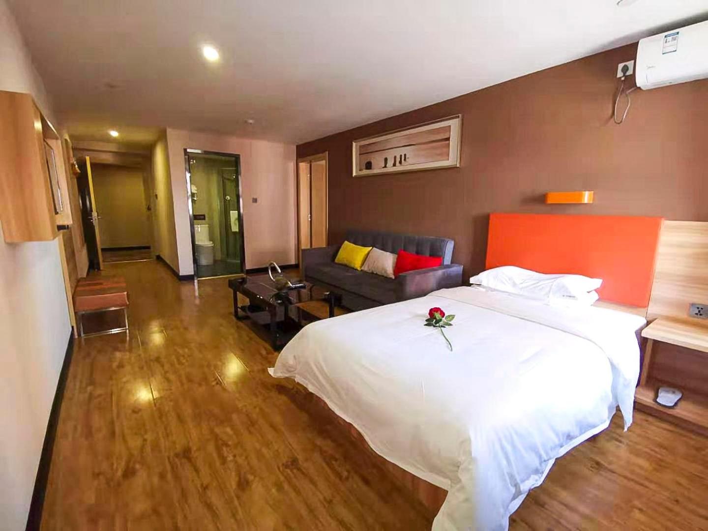 Premium Suite